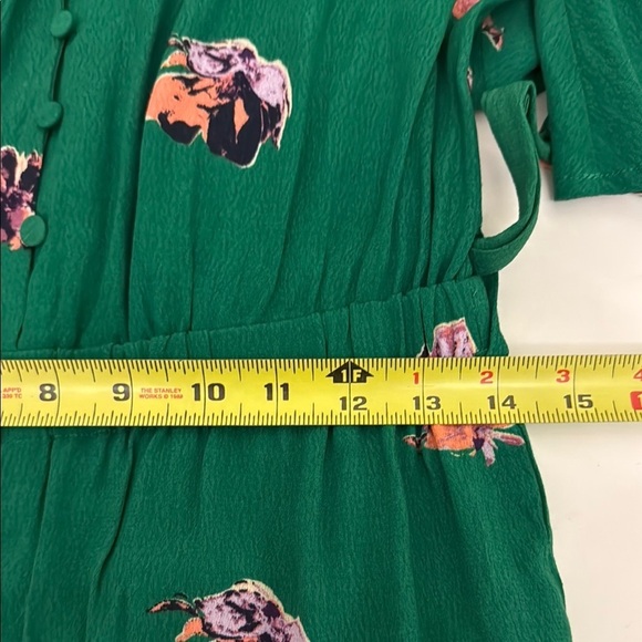 Green Flutter Sleeve Wrap Jumpsuit - Picture 9 of 9